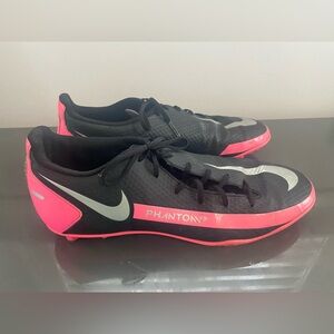 Nike soccer cleats, size men’s 9, pink and black